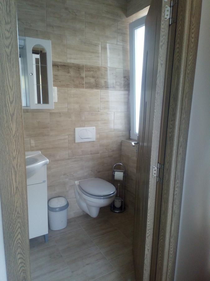 Anikó Apartmanház Balatonföldvár Szoba fotó
