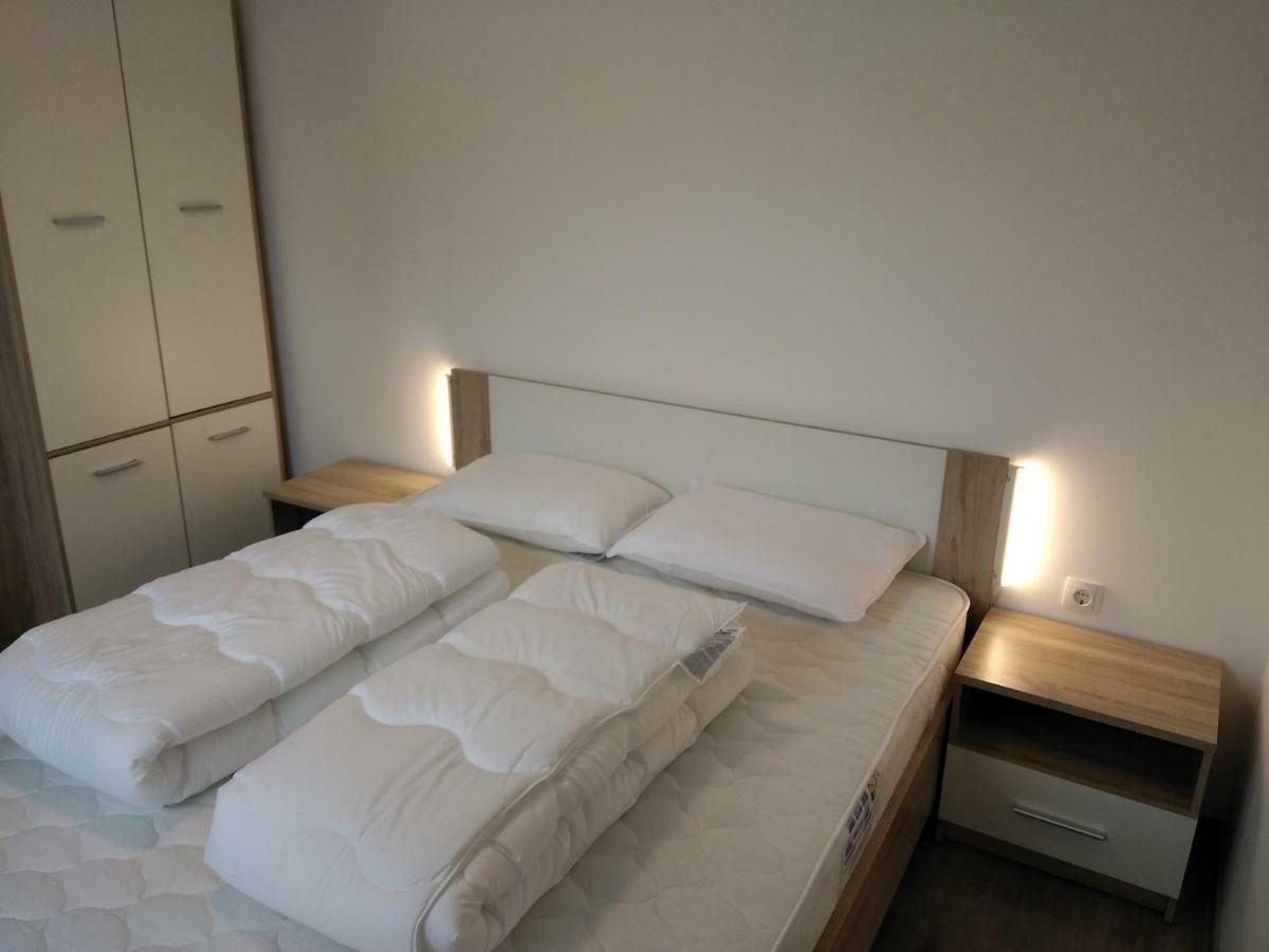 Anikó Apartmanház Balatonföldvár Kültér fotó